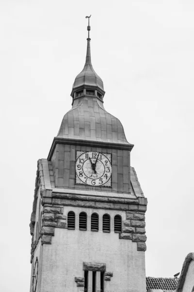 Qingdao China Agosto 2015 Campanario Iglesia Protestante Qingdao Jidu Jiaotang — Foto de Stock