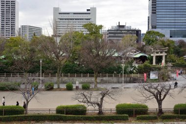 Osaka Kalesi Parkı, 18 Şubat 2024 'te Japonya' nın Osaka kentindeki en ünlü şato ve turistik yerlerinden biridir.