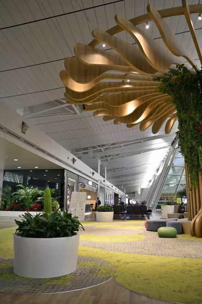 2 Aralık 2022 'de Güney Kore' nin Seul kenti yakınlarındaki Incheon Uluslararası Havaalanı 1 numaralı yolcu terminalinin içi.