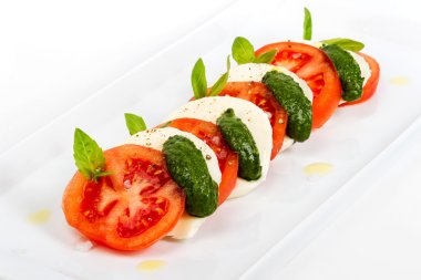 domates ve peynir İtalyanca - mozzarella 