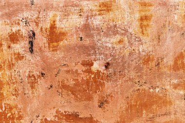 Beton, yıpranmış, yıpranmış, boyalı beyaz. Manzara tarzı. Grung