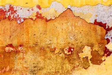 Beton, yıpranmış, yıpranmış, boyalı beyaz. Manzara tarzı. Grung