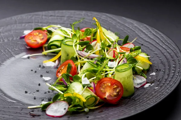 Authentic Fresh Vegetable Salad Sprouts Peas Black Pepper Black Plate — Stock Photo, Image