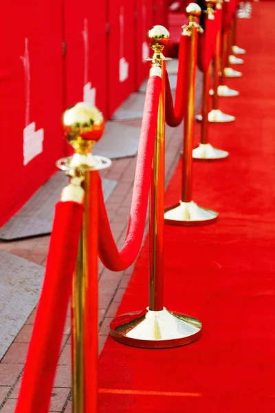 Way to success on the red carpet (Barrier rope) — Stock Photo, Image