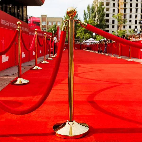 ODESSA, UKRAINE - JULY 10, 2015: Way to success on the red carpet. Odessa international film festival, 10 JULY 2015, ODESSA. — Stock Photo, Image