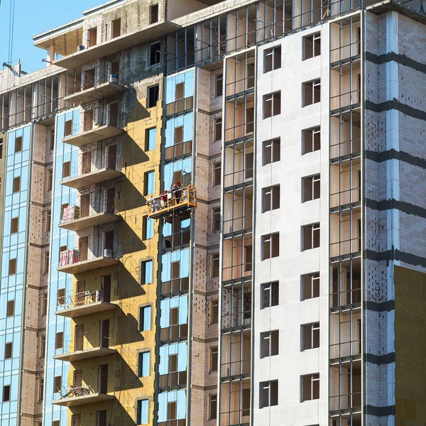 Construcción del edificio con aislamiento externo —  Fotos de Stock