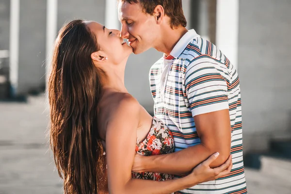 Young beautiful pair — Stock Photo, Image