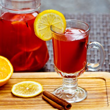 Canlandırıcı yaz meyve limonata