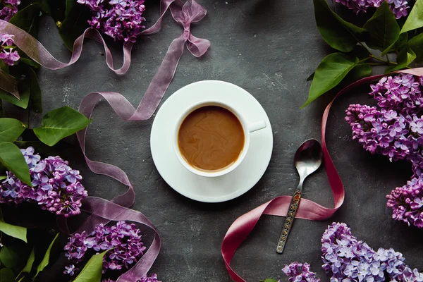 Beau fond avec une tasse — Photo