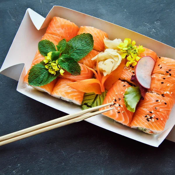 Schöne Mahlzeit im Restaurant — Stockfoto