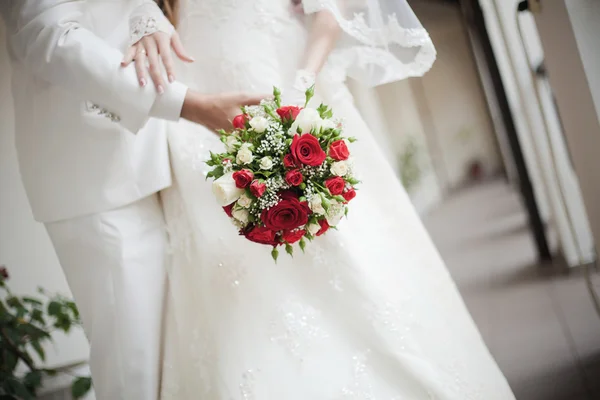 Buquê de flores de casamento — Fotografia de Stock