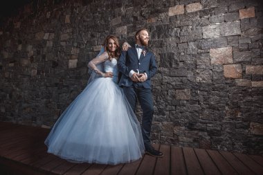 mutlu gelin ve damadın düğünde