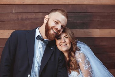 mutlu gelin ve damadın düğünde