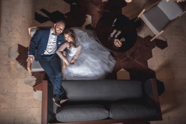 Genç gelin ve damat odası