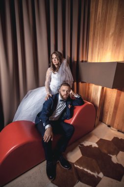 Genç gelin ve damat