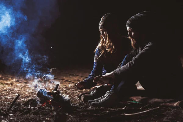 Couple of hikers fried marmalade — Stock Photo, Image