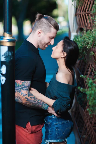 Happy young couple in love — Stock Photo, Image