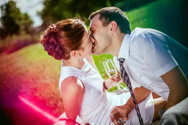 Beautiful wedding couple — Stock Photo, Image