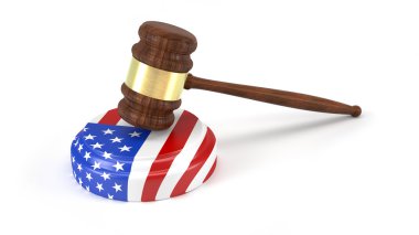 Yargıç tokmak ile Amerikan bayrağı