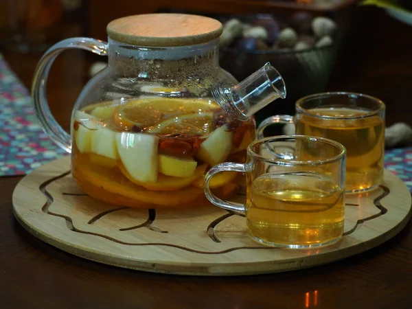 Фруктовый Чай Стакане Чашкой Чая — стоковое фото