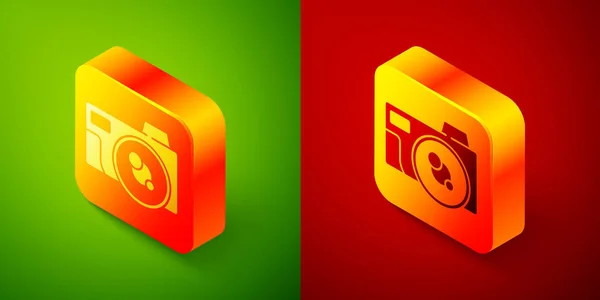 Icono Cámara Fotográfica Isométrica Aislado Sobre Fondo Verde Rojo Icono — Archivo Imágenes Vectoriales