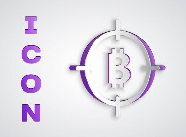Kağıt, gri arkaplanda izole edilmiş hedef simgedeki Bitcoin 'i kesti. Yatırım hedef simgesi. Kağıt sanatı tarzı. Vektör.