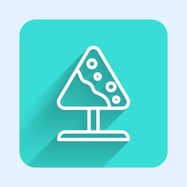 Beyaz çizgi yol işareti çığ ikonu uzun gölgeli izole edildi. Kar kayması ya da hızlı kar akışı eğimli bir yüzeyden aşağı. Yeşil kare düğmesi. Vektör.