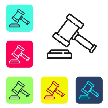 Siyah çizgi Yargıç Tokmak ikonu beyaz arka planda izole edildi. Gavel cezaların, faturaların, mahkemenin, adaletin hükmünü verecek. Açık arttırma çekici. Renkli kare düğmelerle simgeleri ayarla. Vektör.