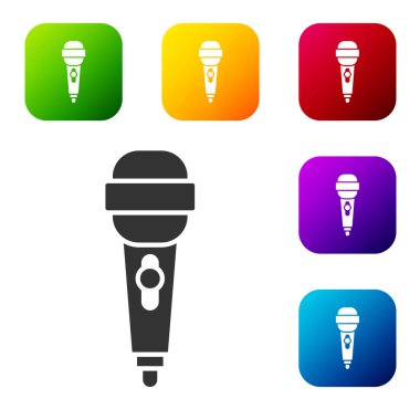 Beyaz arkaplanda siyah mikrofon simgesi izole edildi. Radyodaki mikrofondan. Sözcü işareti. Renkli kare düğmelerle simgeleri ayarla. Vektör İllüstrasyonu.