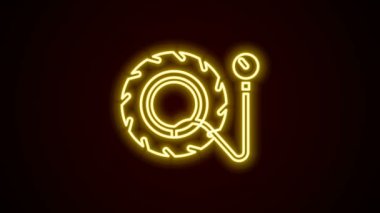 Parlayan neon hattı lastik basınç göstergesi simgesi siyah arkaplanda izole edildi. Lastik basıncını kontrol ediyorum. Gösterge, manometre. Araba emniyeti kavramı. 4K Video hareketli grafik canlandırması