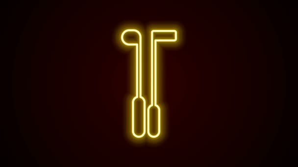 Glödande neon line golfklubb ikon isolerad på svart bakgrund. 4K Video motion grafisk animation — Stockvideo