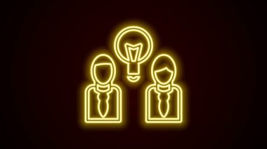 Parlayan neon çizgisi. Lamba ampulü ikonu olan insanlar siyah arkaplanda izole edilmiş. Fikir kavramı. 4K Video hareketli grafik canlandırması