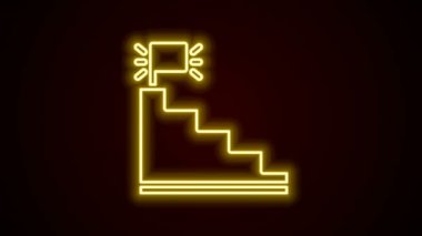 Bitiş bayrağı simgesi siyah arkaplanda izole edilmiş parlak neon hattı merdiven. Kariyer gelişimi konsepti. İş geliştirme kavramı. 4K Video hareketli grafik canlandırması