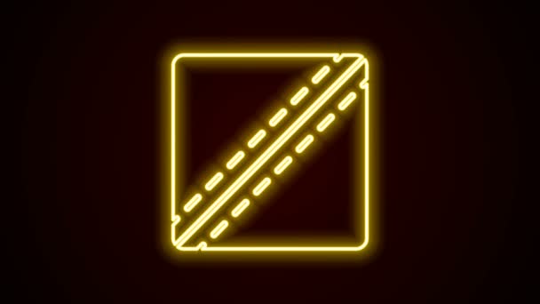 Linha de néon brilhante ícone padrão de costura isolado no fundo preto. Marcas para costura. Animação gráfica em movimento de vídeo 4K — Vídeo de Stock