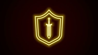 Parlak neon hattı Ortaçağ kalkanı ve siyah arka planda izole edilmiş kılıç simgesi. 4K Video hareketli grafik canlandırması
