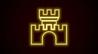 Parlayan neon hattı Castle simgesi siyah arkaplanda izole edildi. Kulesi olan bir ortaçağ kalesi. Düşmanlardan koruma. Şehrin güvenilirliği ve savunması. 4K Video hareketli grafik canlandırması