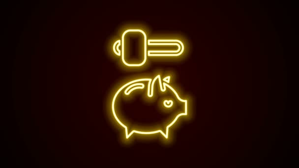 Glödande neon line Piggy bank och hammare ikon isolerad på svart bakgrund. Ikonsparande eller ackumulering av pengar, investeringar. 4K Video motion grafisk animation — Stockvideo