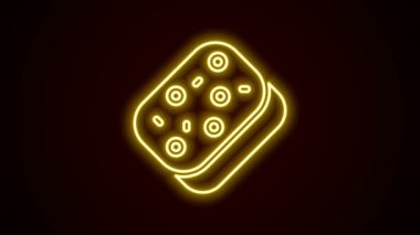 Siyah arkaplanda izole edilmiş köpük ikonlu parlak neon çizgisi Sponge. Bulaşık yıkamak için bir tutam Bast. Temizlik servisi logosu. 4K Video hareketli grafik canlandırması