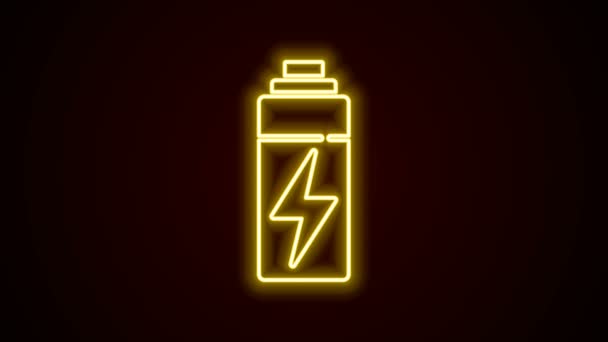 Glödande neon line Batteriikonen isolerad på svart bakgrund. Blixt bult symbol. 4K Video motion grafisk animation — Stockvideo