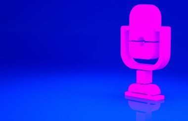 Mavi arkaplanda pembe mikrofon simgesi izole edildi. Radyodaki mikrofondan. Sözcü işareti. Minimalizm kavramı. 3d illüstrasyon 3B canlandırma.