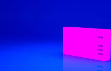 Pembe tren bileti ikonu mavi arka planda izole edildi. Demiryolu ile seyahat et. Minimalizm kavramı. 3d illüstrasyon 3B canlandırma.