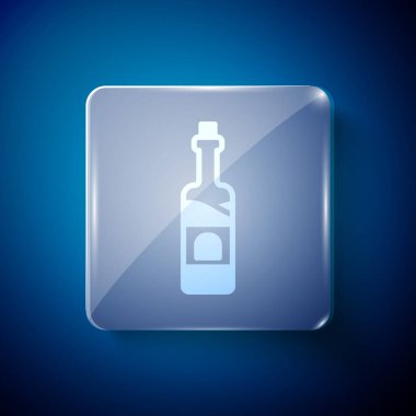 Mavi arka planda beyaz şarap ikonu izole edilmiş. Kare cam paneller. Vektör.