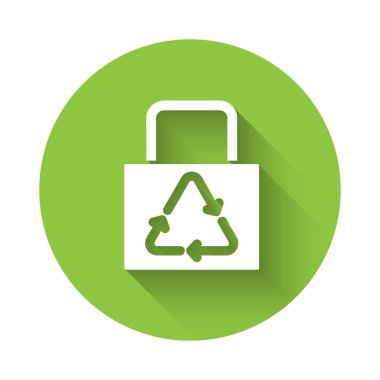 Geri dönüşüm simgesiyle uzun gölgeli beyaz kağıt alışveriş torbası. Geri dönüşüm sembollü çanta. Yeşil daire düğmesi. Vektör.