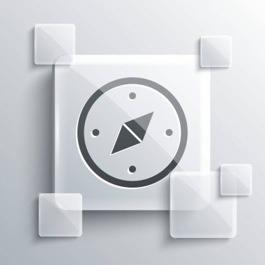 Gri arkaplanda gri pusula simgesi izole edildi. Rüzgâr yön bulma sembolü. Rüzgar gül işareti. Kare cam paneller. Vektör.