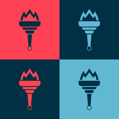 Pop Art Torch alev ikonu renk arkaplanında izole edilmiş. Sembol ateşi sıcak, alev gücü, alev ve ısı. Vektör.