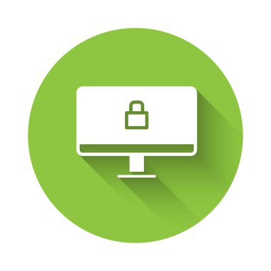 Bilgisayar monitörü simgesindeki beyaz kilit uzun gölgeli izole edildi. Güvenlik, güvenlik, koruma kavramı. Güvenli bir ağ. Yeşil daire düğmesi. Vektör İllüstrasyonu.