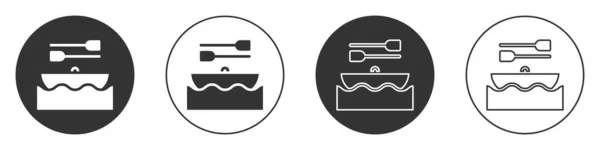 黑船与桨图标隔离在白色背景 水上运动 极限运动 团队建设 圆形按钮 — 图库矢量图片