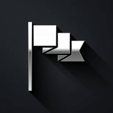 Siyah arkaplanda Gümüş Bayrak simgesi izole edildi. Yer belirleyici sembol. Uzun gölge tarzı. Vektör.