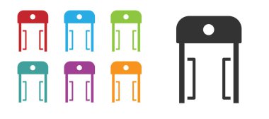 Havaalanı ikonundaki Black Metal dedektörü beyaz arka planda izole edildi. Havaalanı güvenlik görevlisi metal dedektör kontrol noktasında. Simgeleri renklendirin. Vektör.