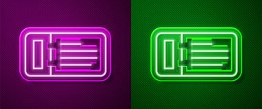 Parlak neon hattı Cruise bileti. Mor ve yeşil arka planda izole edilmiş gemi ikonu ile seyahat ettiği için. Yolcu gemisiyle seyahat edin. Cennete seyahatler. Vektör.